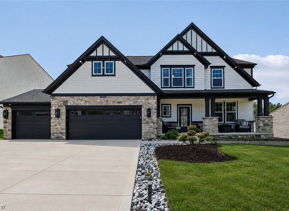 1st image of 2818 Weeping Pine Dr