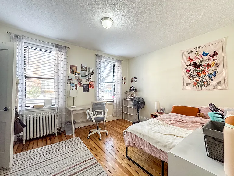 12 Glenville Ave — Photo 7