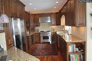 3rd image of 160 Sundew Ln