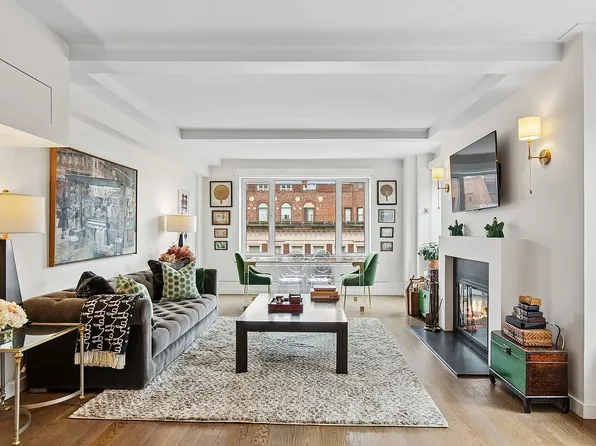 2 Sutton Pl S APT 17F, Manhattan, NY 10022