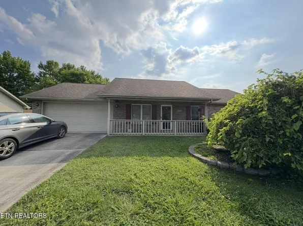 320 Teal Dr, Maryville, TN 37801