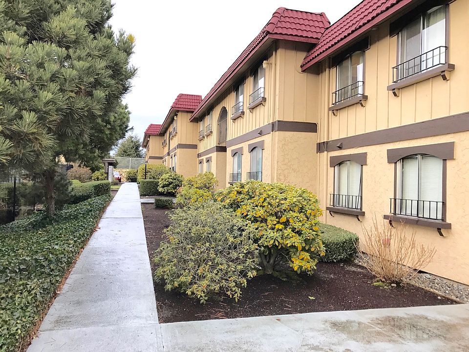 1st image of 1005 S Pearl St APT C8