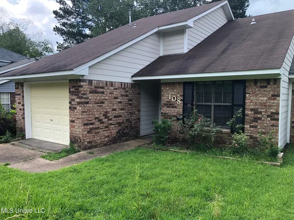 108 Glen Hollow Dr, Clinton, MS 39056