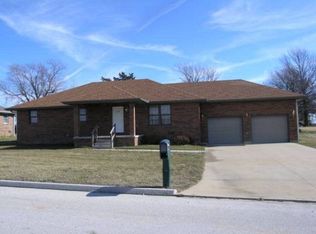 2604 University Blvd, Mountain Grove, MO 65711
