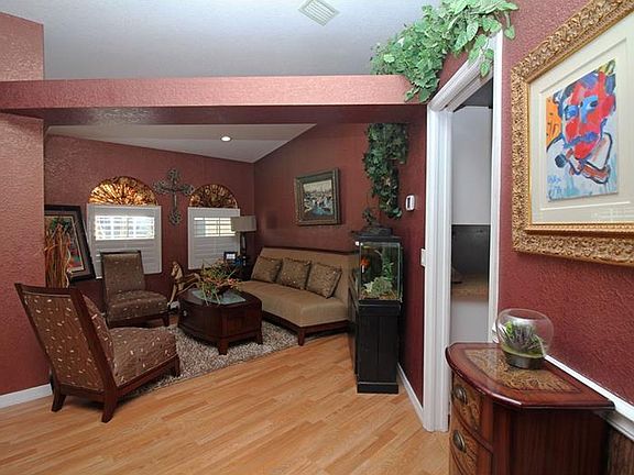 5th image of 3149 N Salford Blvd
