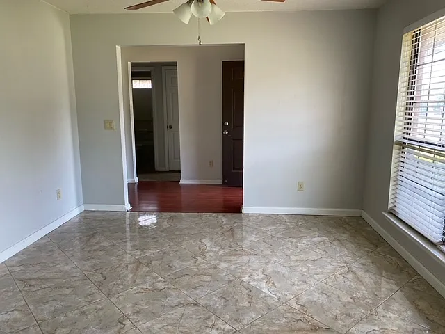 1704 Ashton Dr — Photo 14