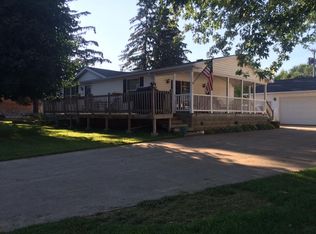 99 E Madison St, Clintonville, WI 54929