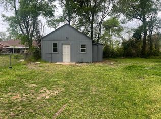 810 N Border Ave #C, Tyler, TX 75702