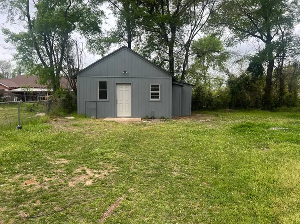 810 N Border Ave #C, Tyler, TX 75702