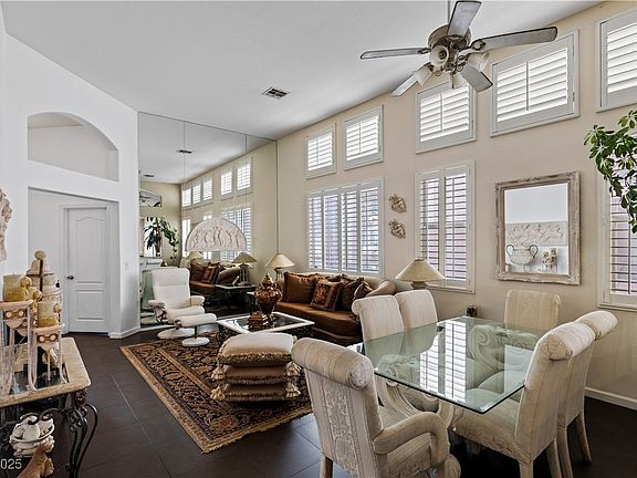3rd image of 8736 Vista Ladera Ct