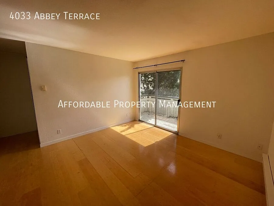 Building Photo - 4033 Abbey Ter