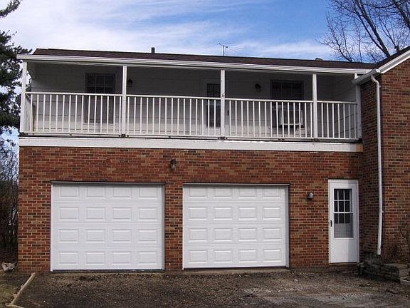 3rd image of 374 Bartley Ave