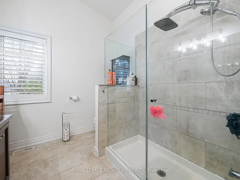 345 Flagstone Ter — Photo 32
