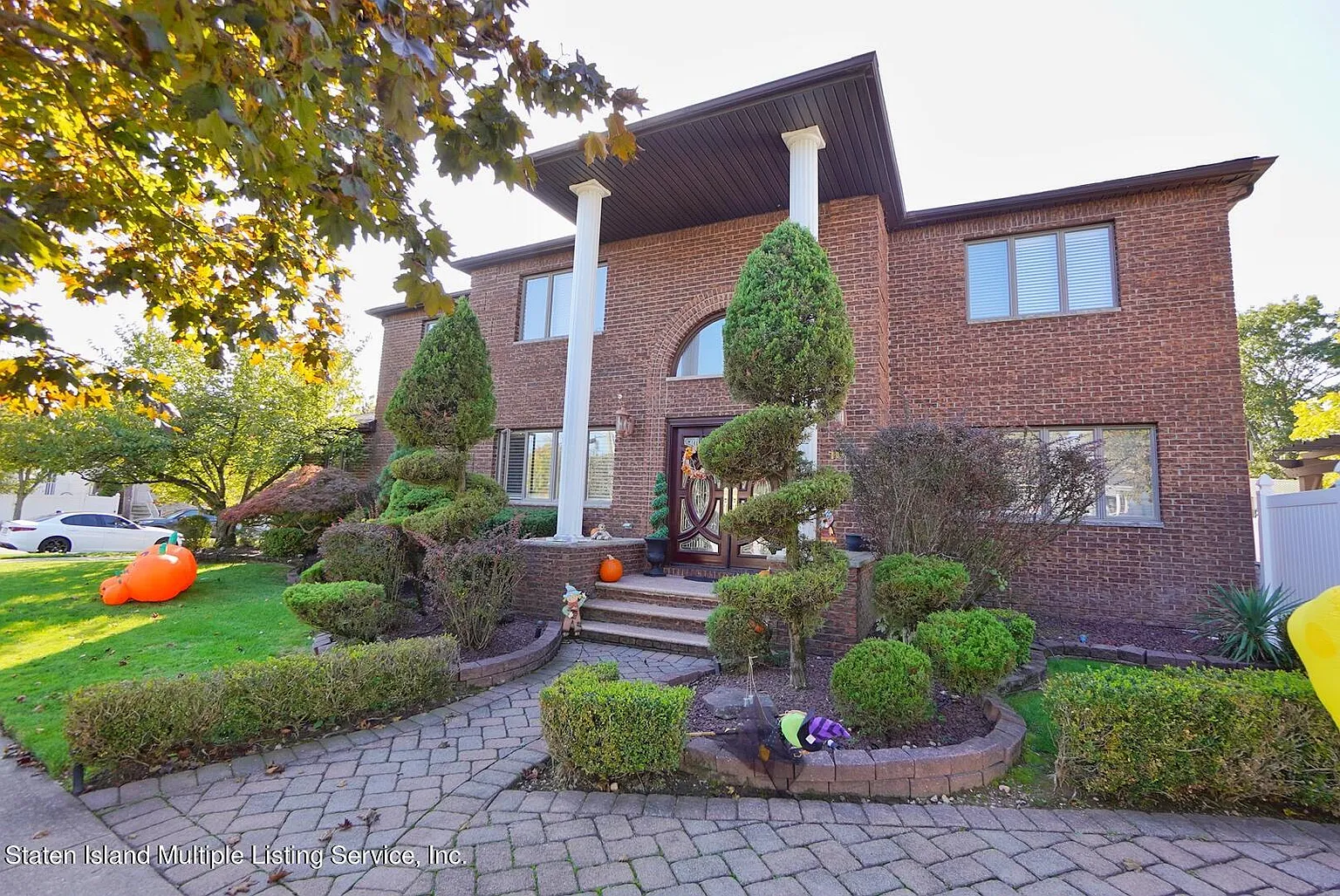 10 Clearmont Ave photo 1
