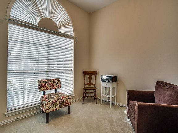 4th image of 3824 Windward Dr