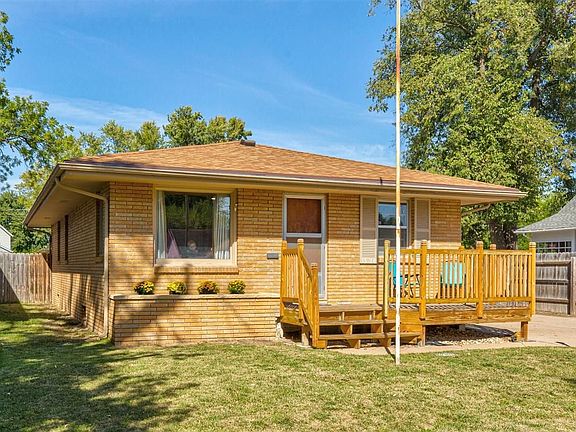 3rd image of 3328 Avenue F