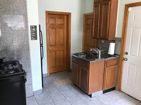 2 bed, 825 sqft, $2,800 — Photo 2