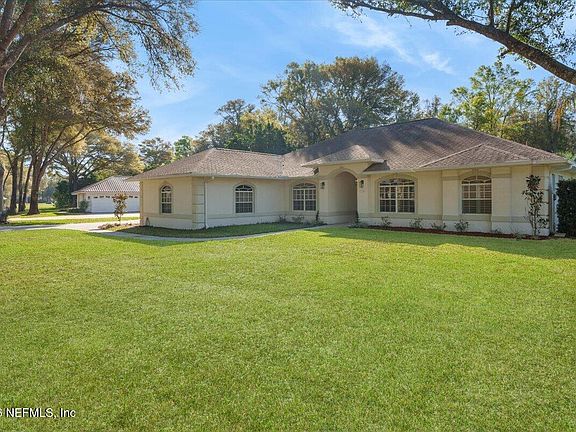 4th image of 735 CHARMWOOD Drive