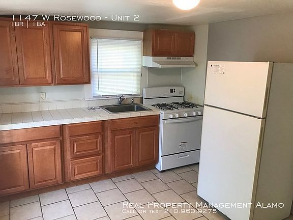 3rd image of 1147 W Rosewood Ave #2