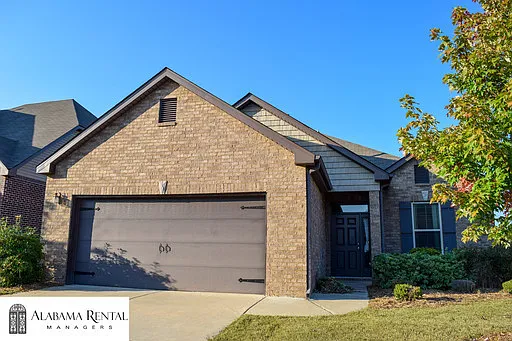 Great home for rent in Leeds! Available to View with 48 Hour Notice — Photo 1