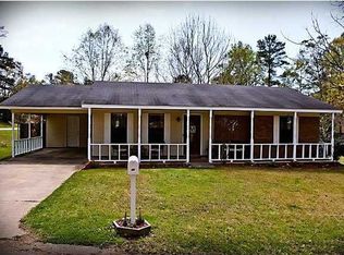 10 Pinelawn Dr, Brandon, MS 39042