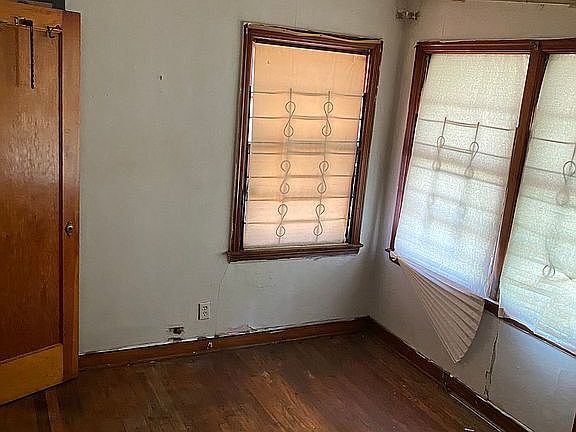 2nd image of 756 Martin Luther King Dr