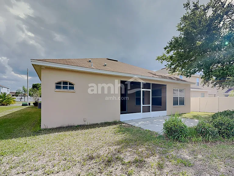10707 Carloway Hills Dr — Photo 18