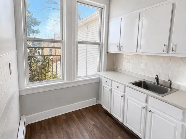 146 71st St APT 5, West New York, NJ 07093