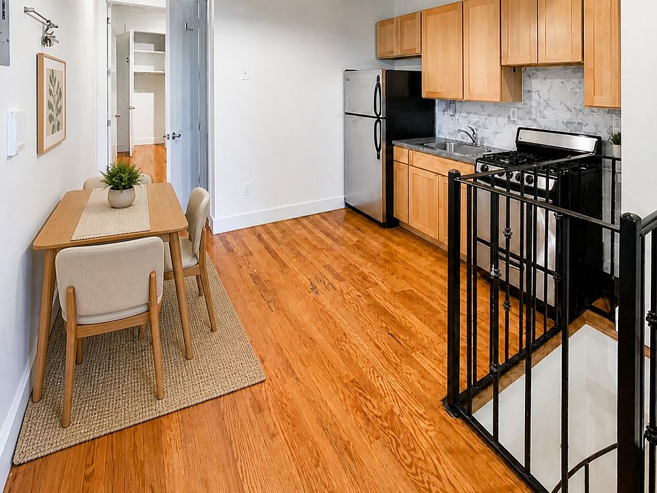 1st image of 654 Park Pl #1RB