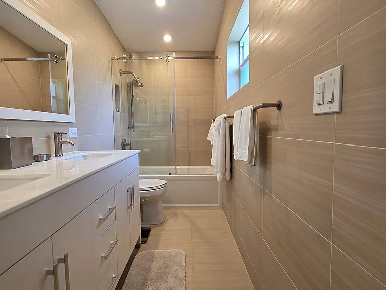 126 Gulfview Dr — Photo 16