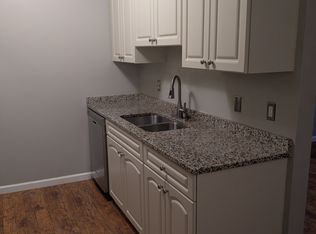 170 Trealout Dr #A-16, Fenton, MI 48430