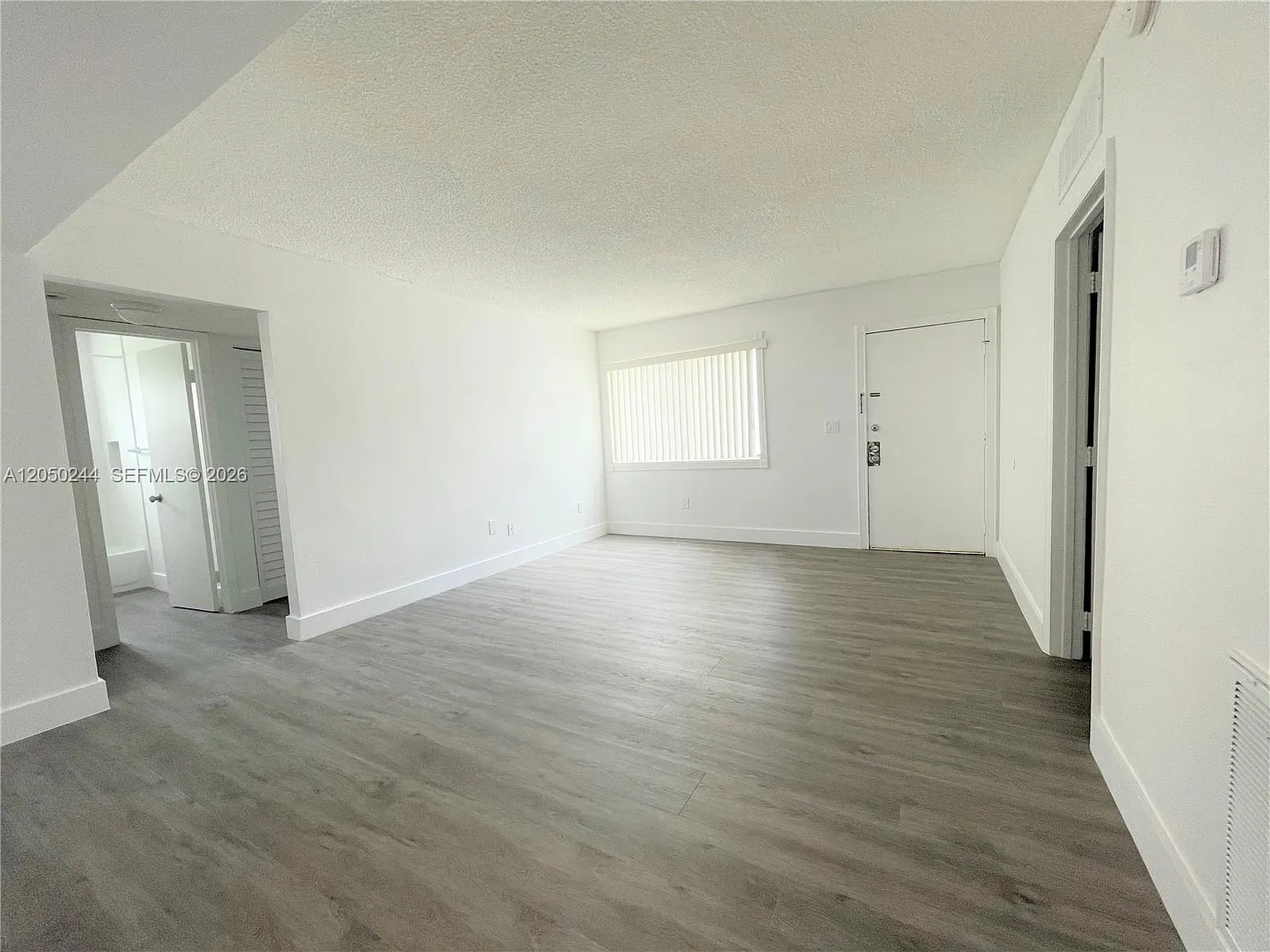 Horizons West Condo #4 — Photo 3