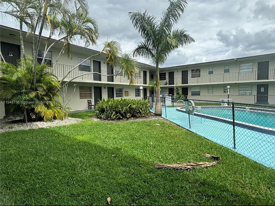 3901 SW 112th Ave #48