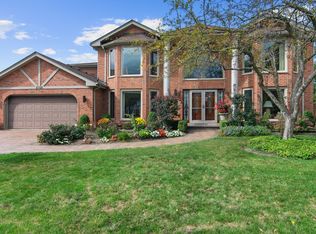 3708 Vantage Ln, Glenview, IL 60026
