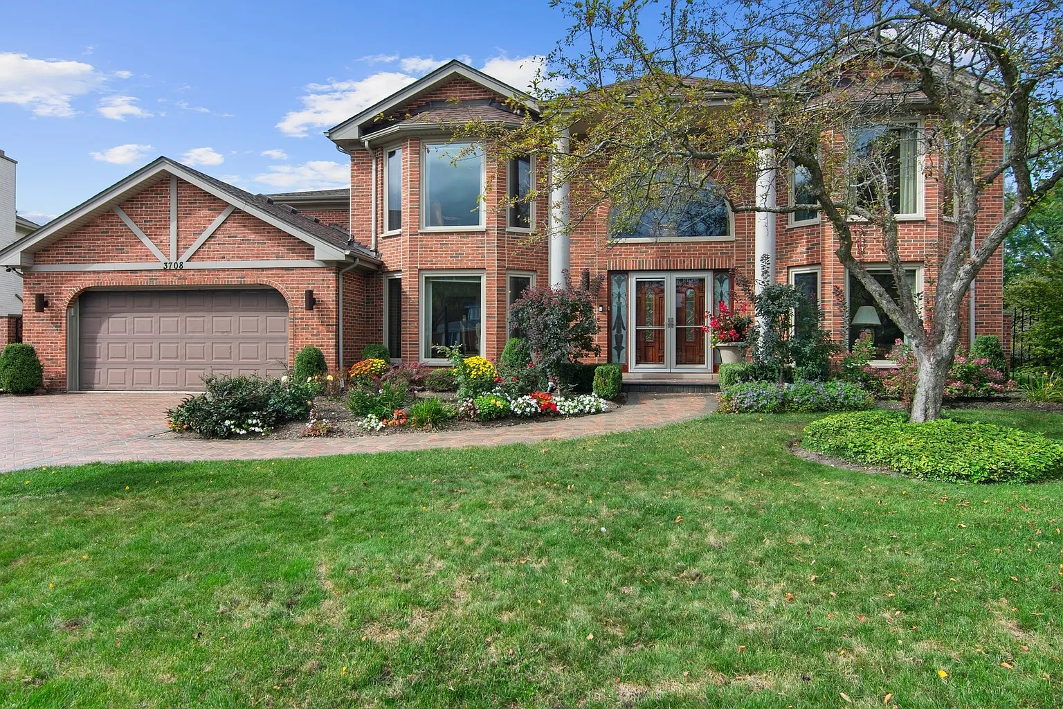 3708 Vantage Ln photo 1