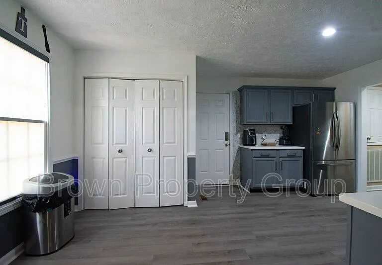 3006 Burton Dr — Photo 10