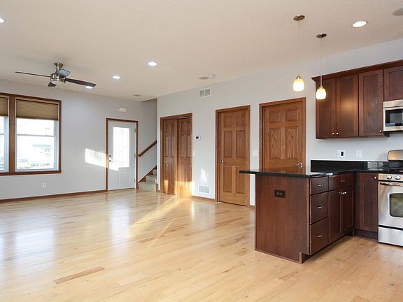 4th image of 651 4th Ave NW