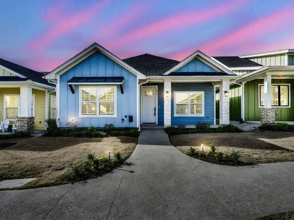 314 Woodside Trl, Waxahachie, TX 75165