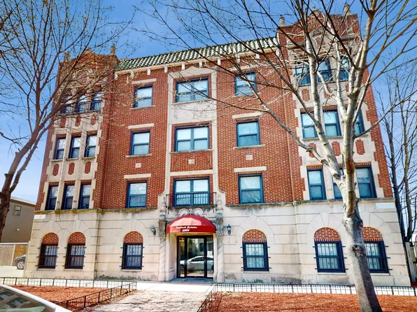 6324 S Kimbark Ave APT 305, Chicago, IL 60637