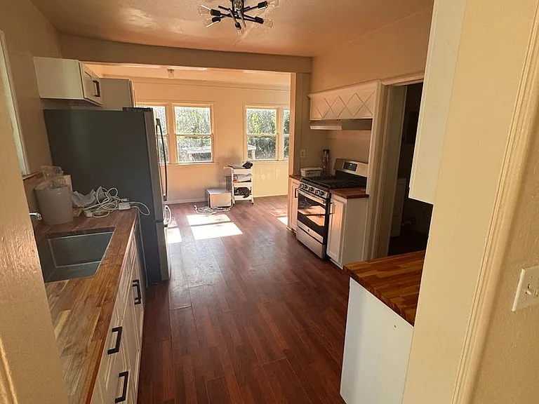 567 Hathway Ave — Photo 12