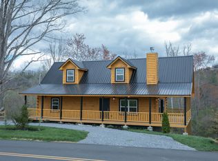 3453 Valley View Rd, Sevierville, TN 37862