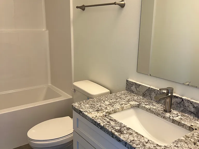 Pulaski Lofts — Photo 125