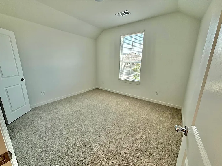 1712 Homestead Way — Photo 29