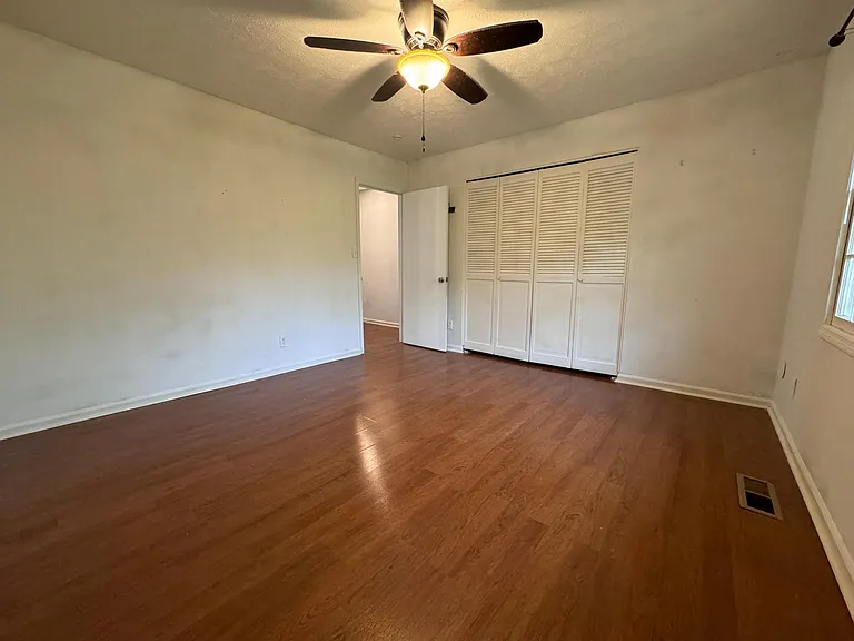 129 Eaglewood Way — Photo 10