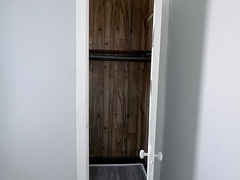 8211 S Escanaba Ave #2 — Photo 17