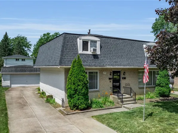 17 W Summerset Ln, Amherst, NY 14228