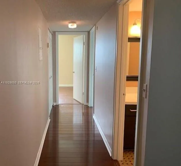 500 NE 2nd St #317 — Photo 10