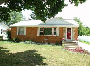 5327 S Washington Ave, Lansing, MI 48911