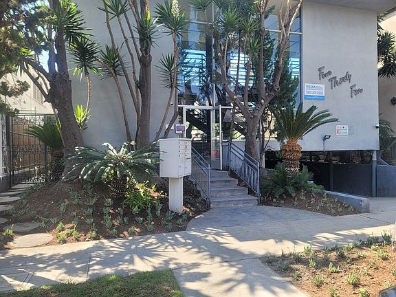 4th image of 435 S Palm Dr APT 7