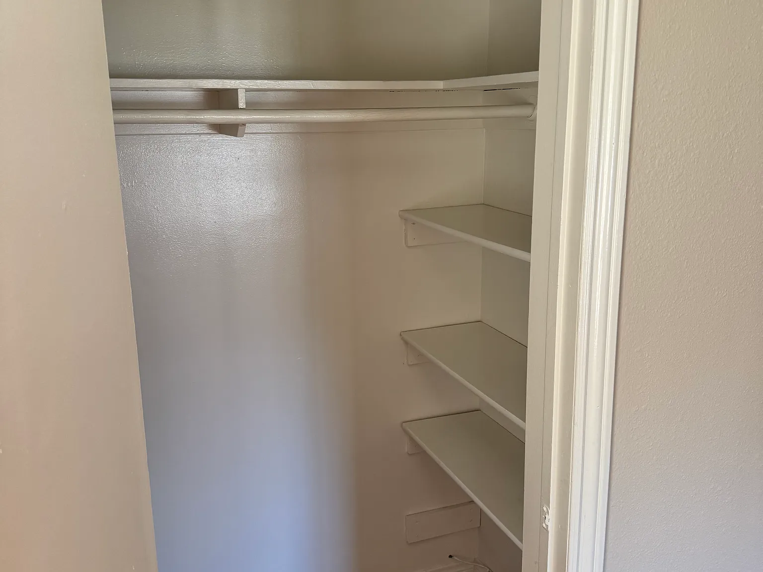 1 bed, $1,300 — Photo 3